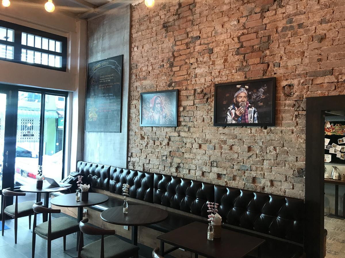 Baobabed Hostel Yangon, Myanmar Экстерьер фото