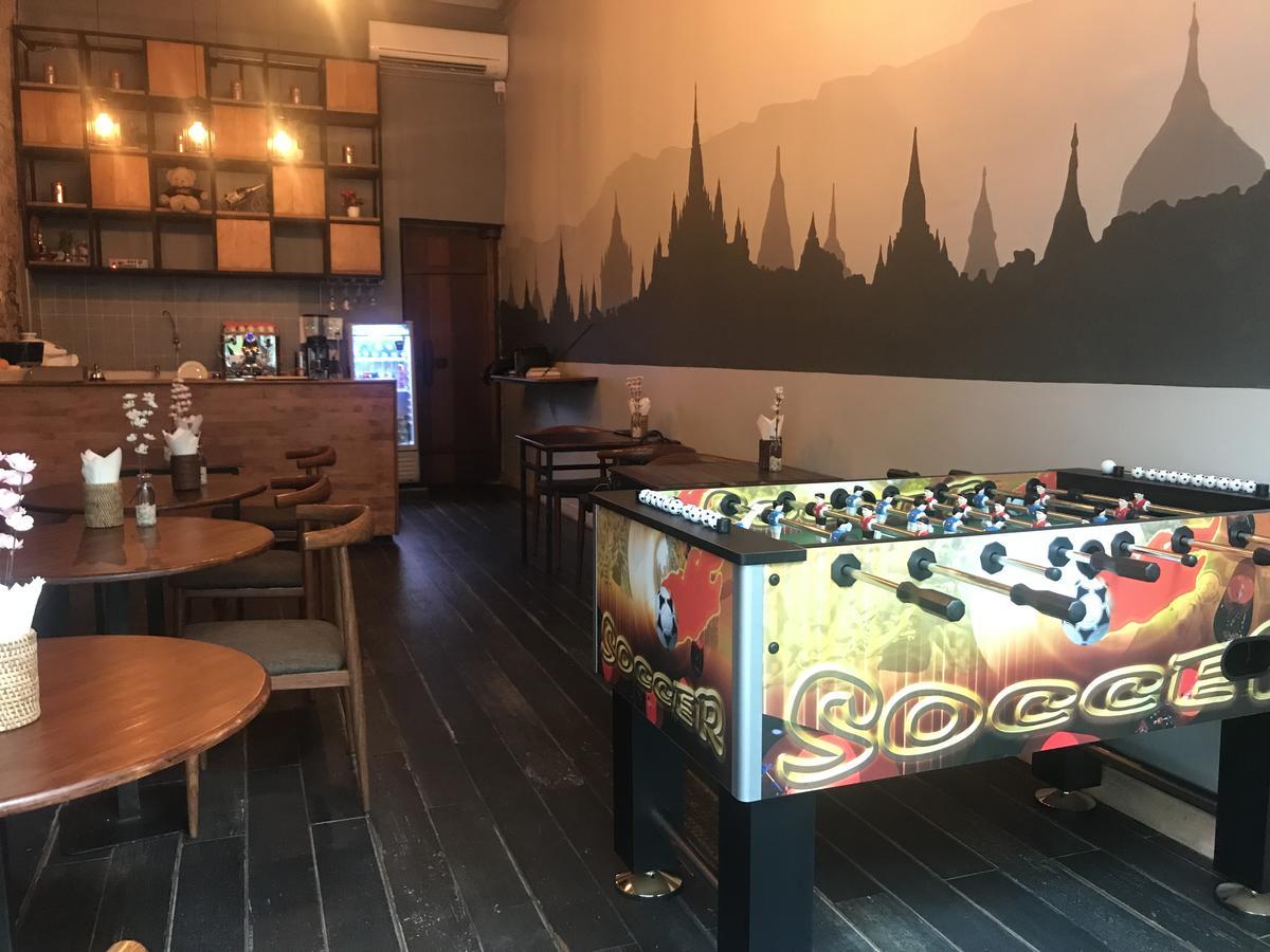 Baobabed Hostel Yangon, Myanmar Экстерьер фото